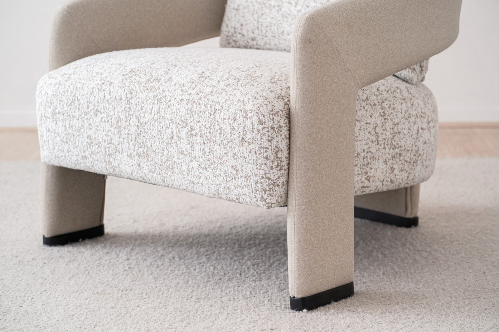 ARMCHAIR. SAND AND GREY-WHITE.