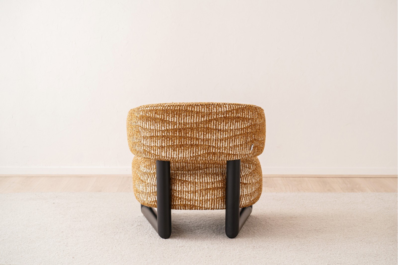 ARMCHAIR NEO. OCHRE WHITE PRINT AND BLACK WOOD