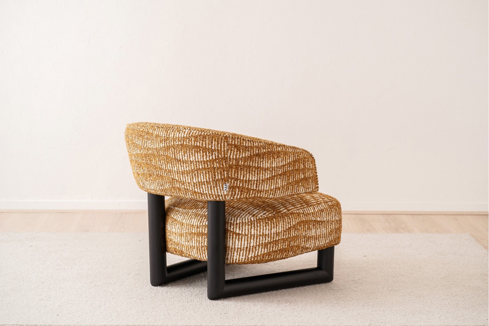 ARMCHAIR NEO. OCHRE WHITE PRINT AND BLACK WOOD