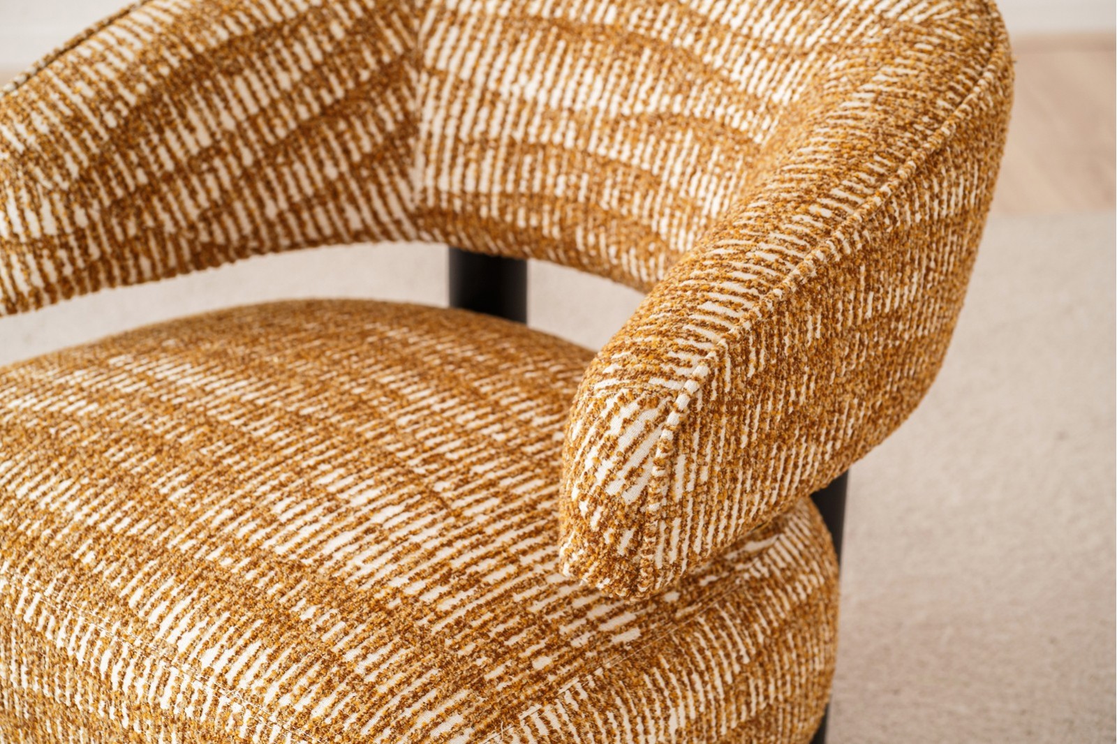 ARMCHAIR NEO. OCHRE WHITE PRINT AND BLACK WOOD