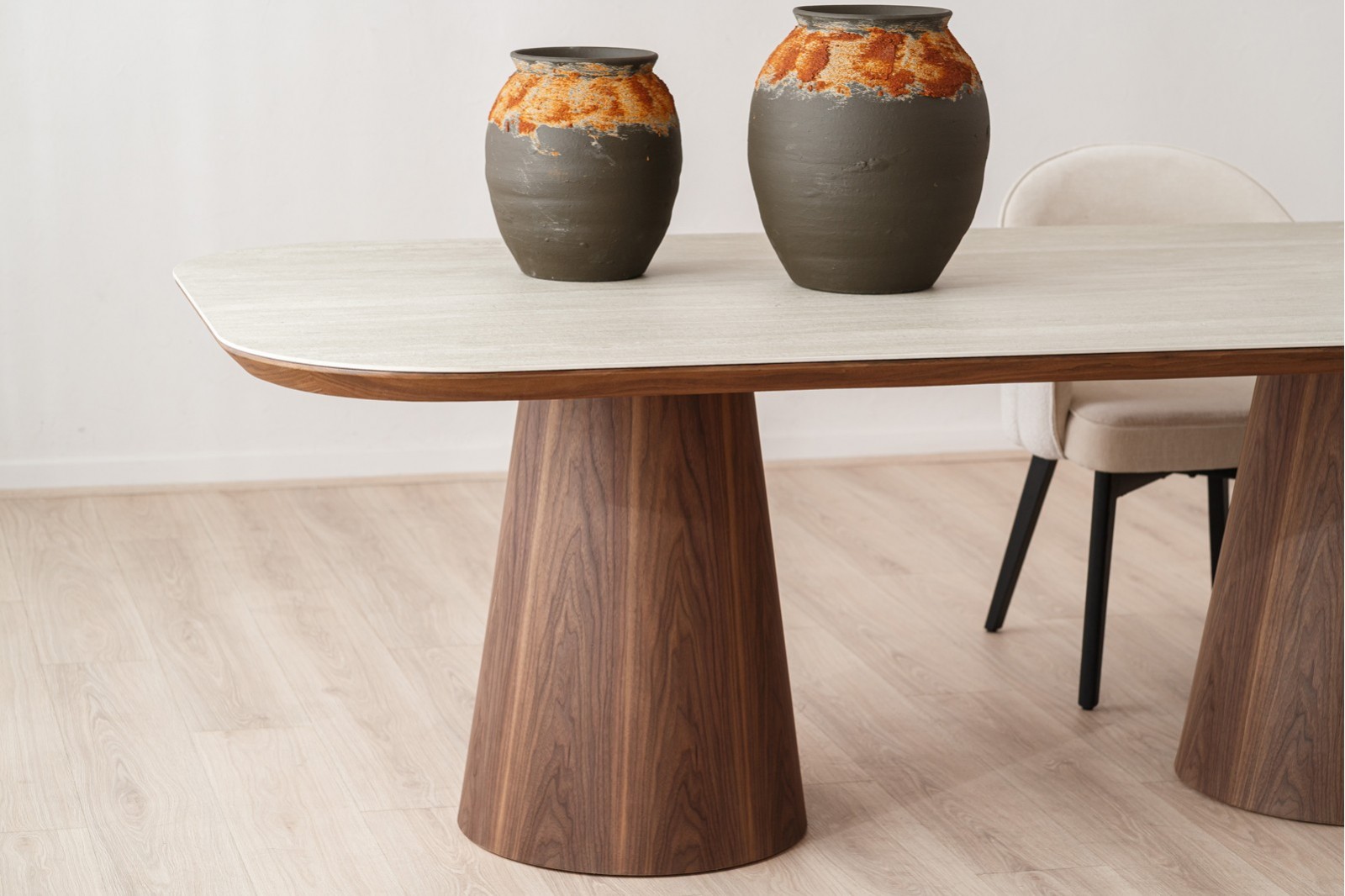 DINING TABLE DOLMEN. CERAMIC AND WALNUT