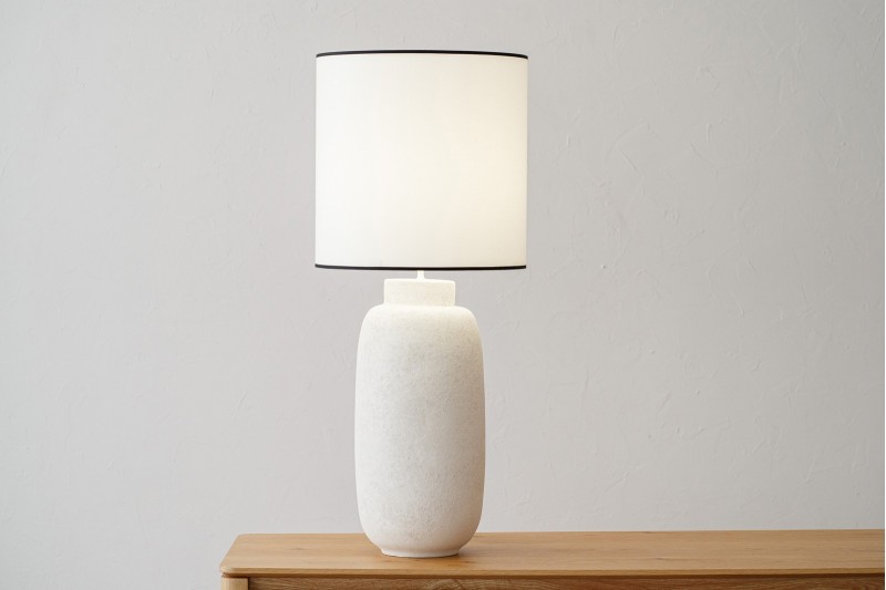 LAMPARA CERAMICA BAIA. BLANCO TEXTURA
