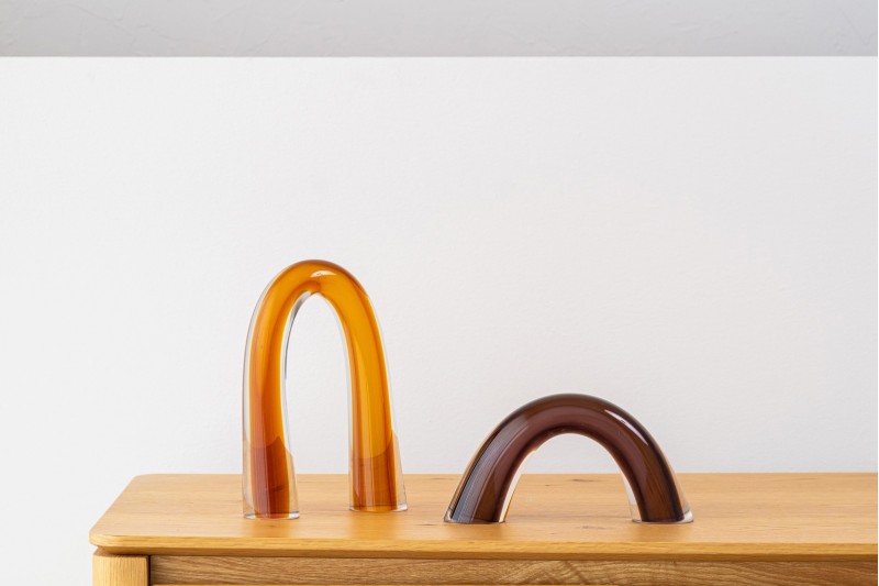 SET OF 2 PIECES IN GLASS BREO. AMBER AND PINK
