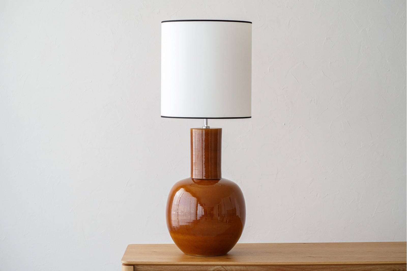 LAMPARA NELA.CERAMICA.AMARILLO DORADO