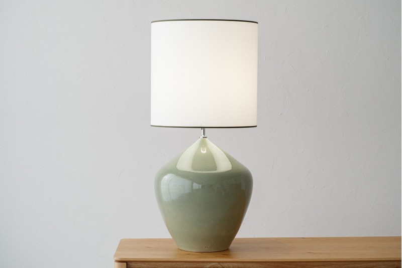 LAMPARA CIAN. PANTALLA. CERAMICA. VERDE