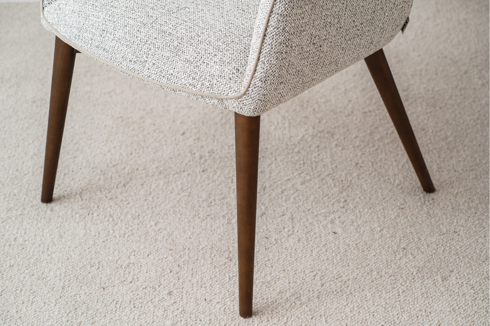 SET OF 2 DINING CHAIRS OLIVAR GREY AND WALNUT