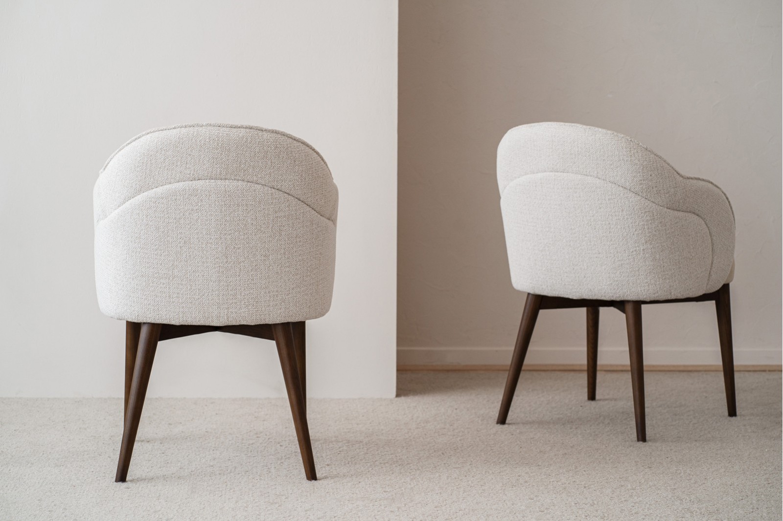 SET 2 DINING CHAIRS ROMA. IVORY. WALNUT