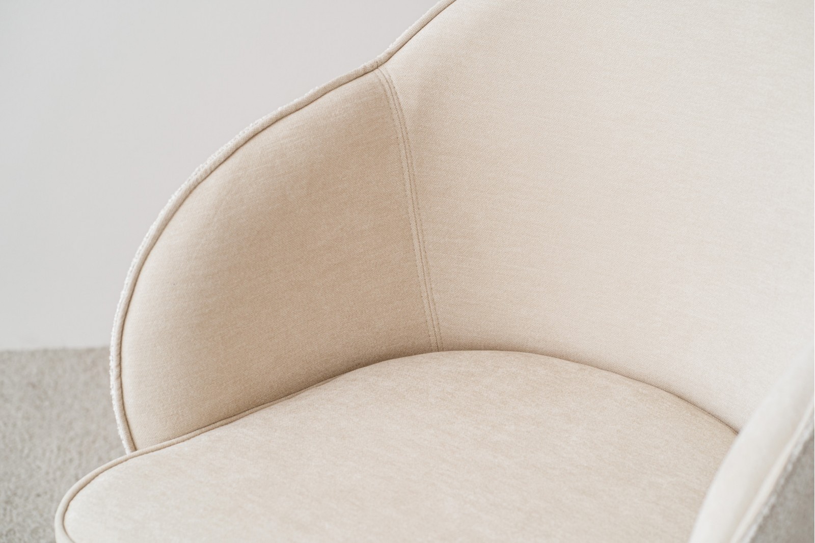 SET 2 DINING CHAIRS ROMA. IVORY. WALNUT