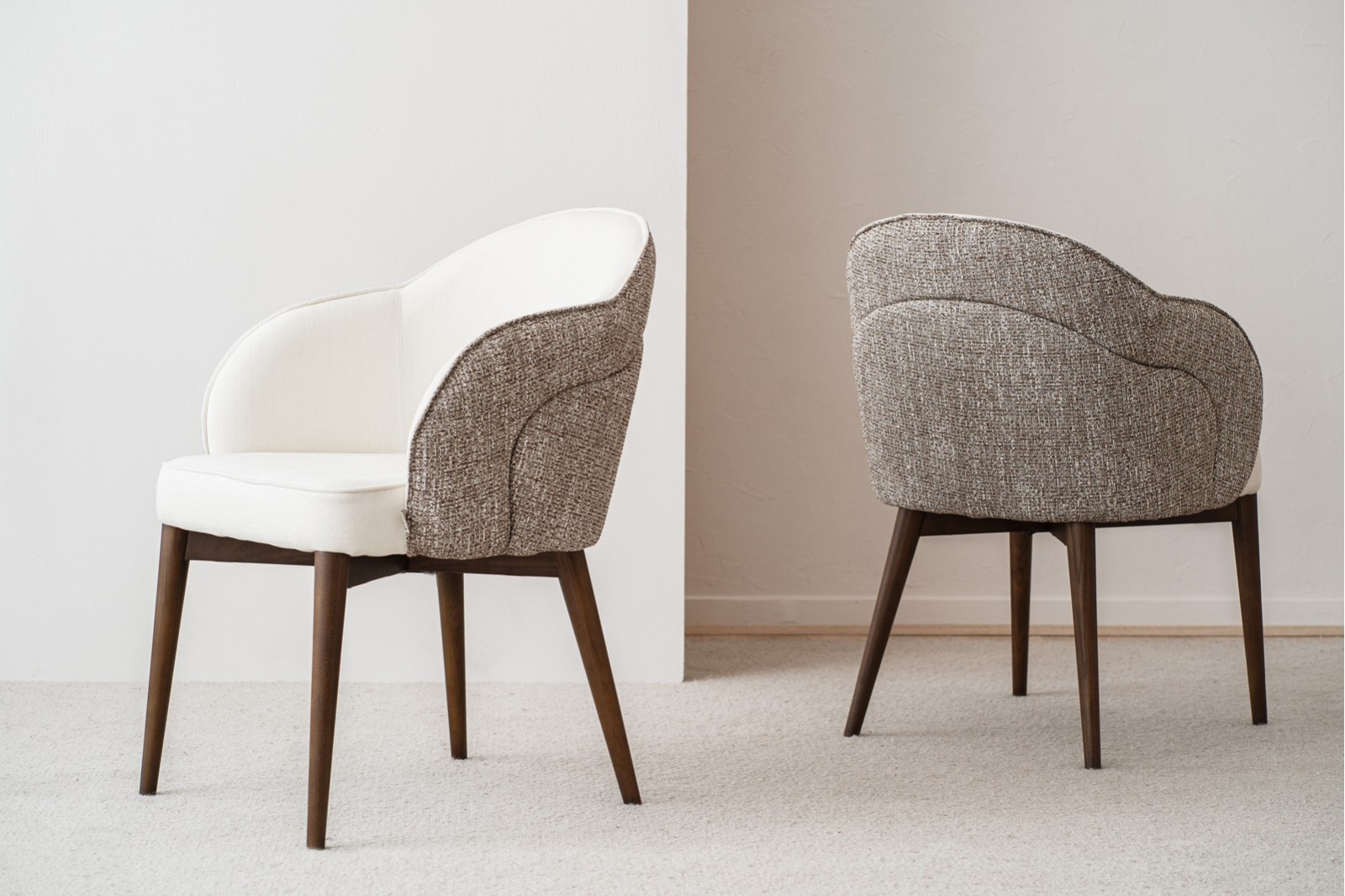 SET 2 CHAISES DE SALLE A MANGER ROMA.MARRON. NOYER
