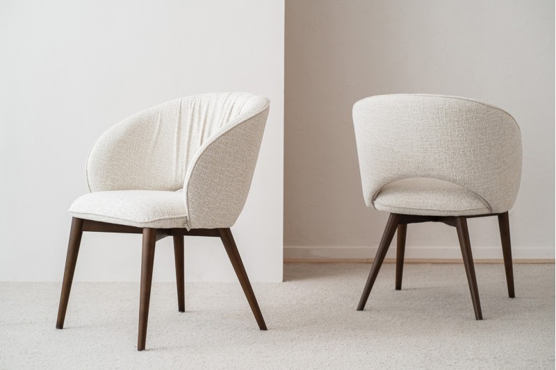 SET OF 2 DINING CHAIRS SUN. BEIGE AND WALNUT