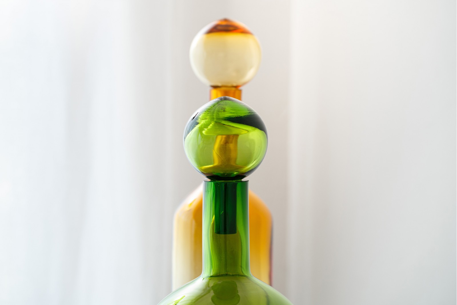 COLLECTION NEME : BOUTEILLES EN VERRE AMBRÉ ET VERT