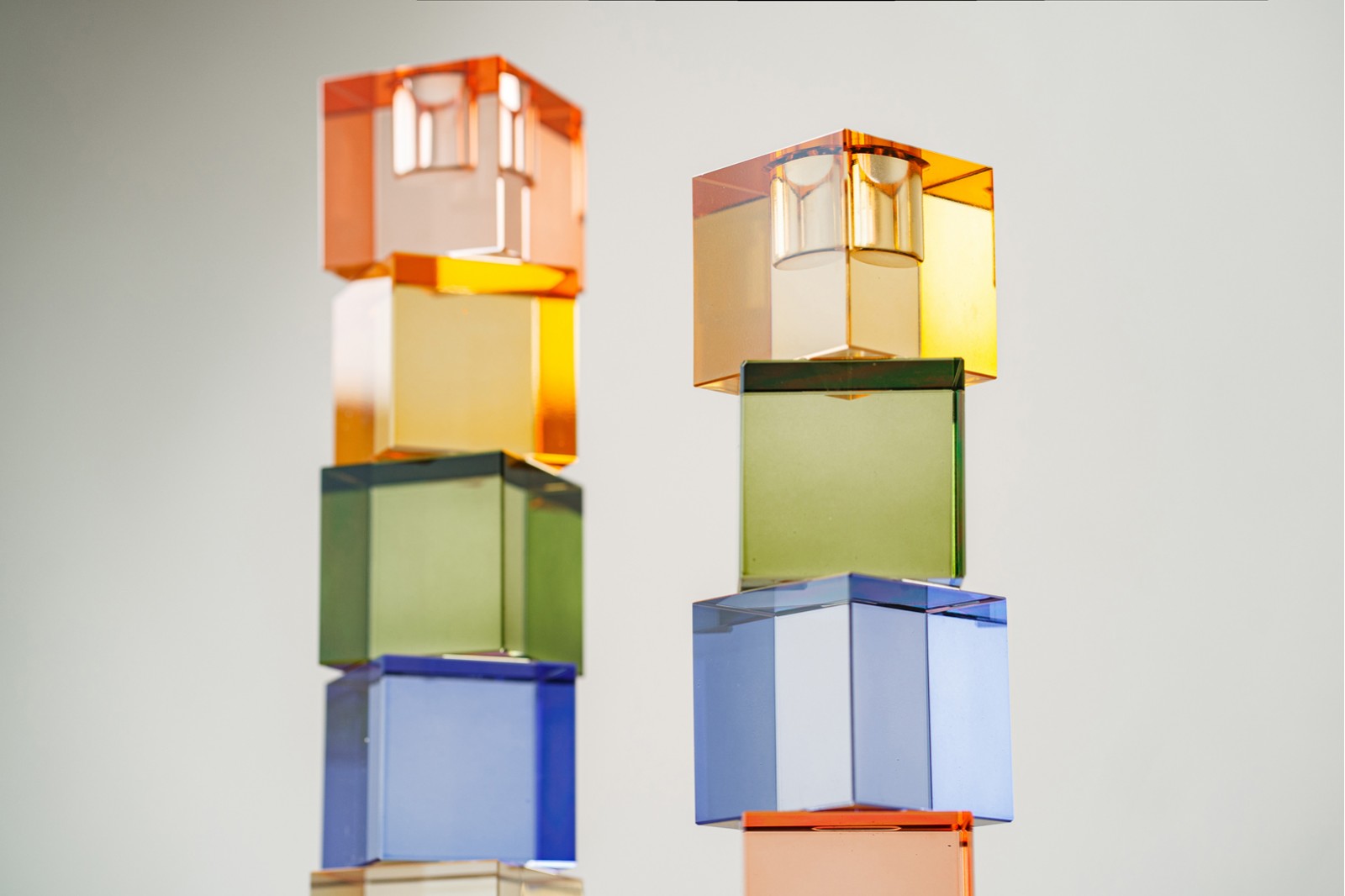 COLECCIÓN ELTA: CANDELABROS CRISTAL MULTICOLOR