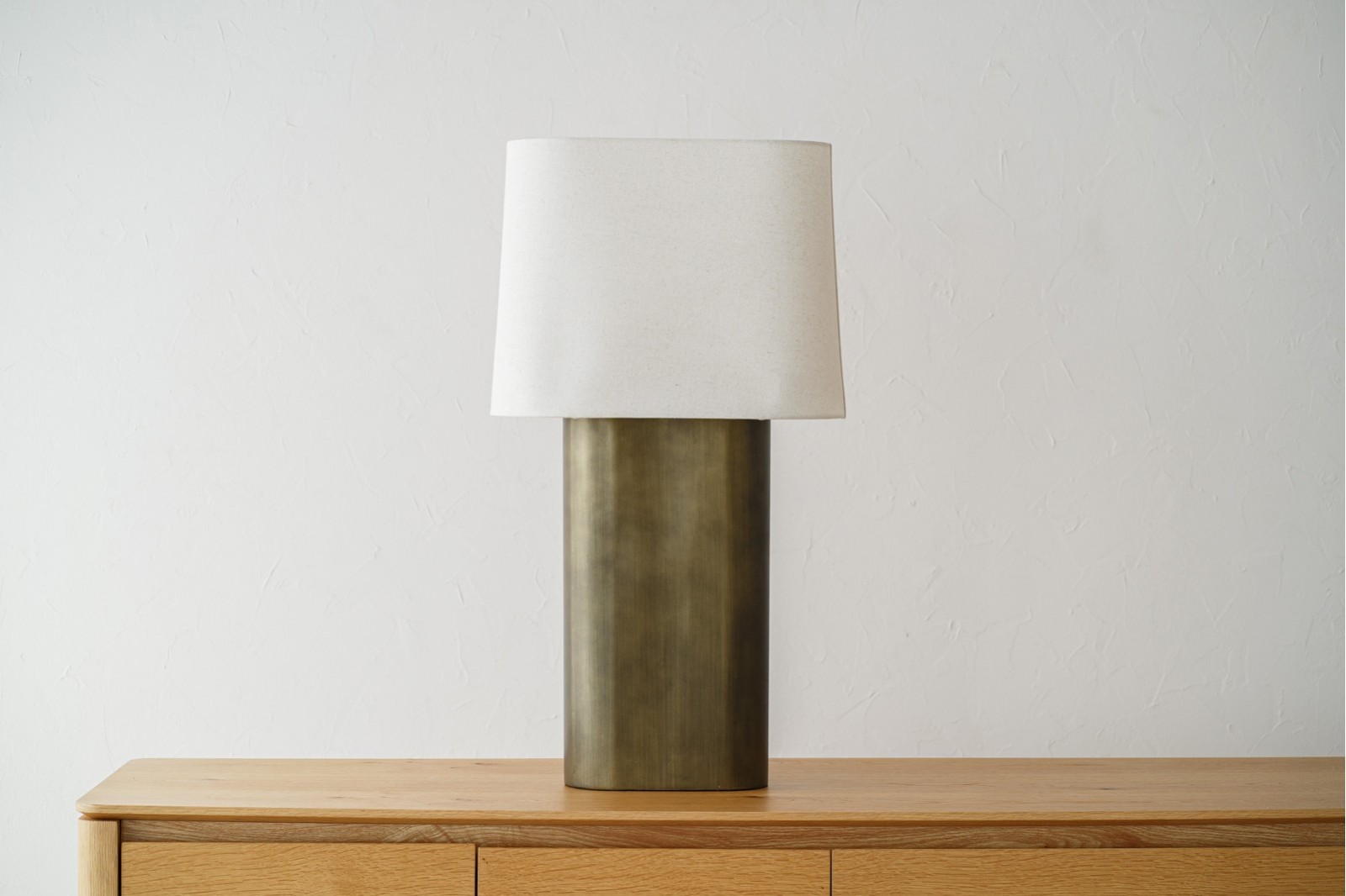 LAMPE DE TABLE XES. METAL. ABAT-JOUR EN TISSU