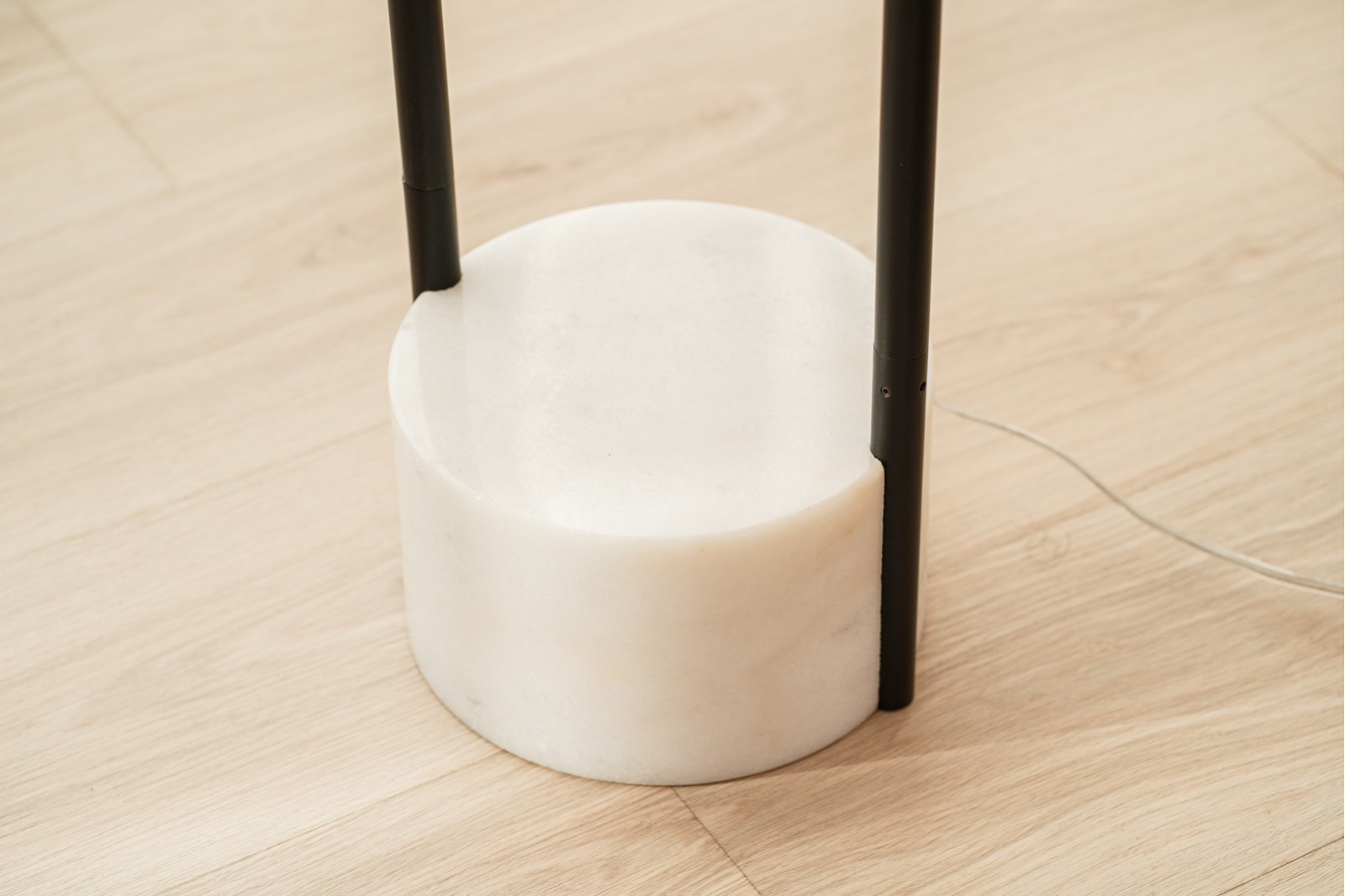 MARINA FLOOR LAMP. MARBLE METAL LINEN