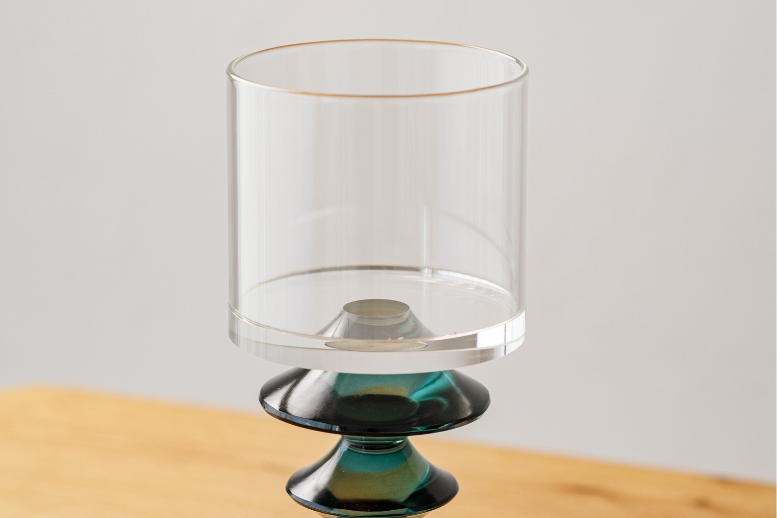 COMO CANDLE HOLDER. AMBER LIME TURQUOISE