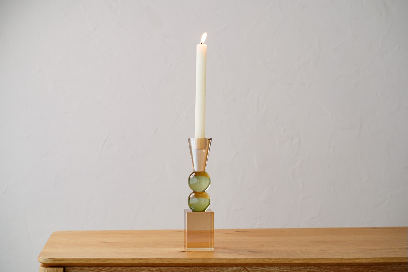 CANDELABRO BIA. CHAMPAGNE Y VERDE