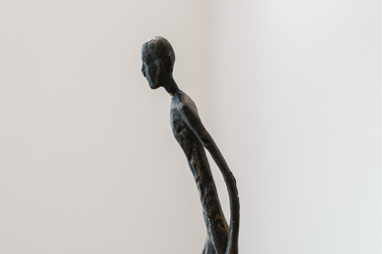 SCULPTURE EN MOUVEMENT. METAL ET MARBRE