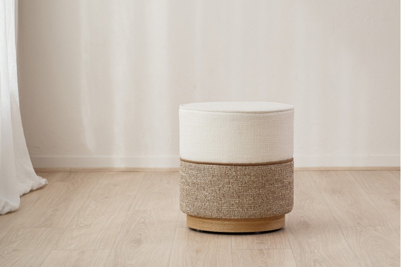 SET OF 2 ADA POUFS. IVORY AND TOASTED TONES