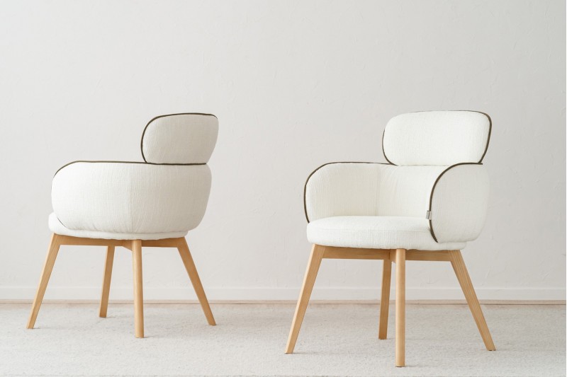 SET OF 2 ALDEN DINING CHAIRS. IVORY AND DARK GREEN