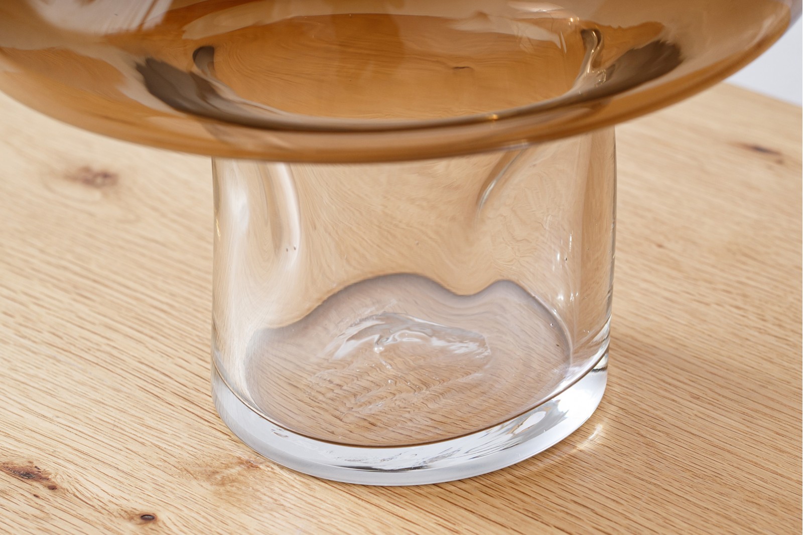 AR COLLECTION: COLORED GLASS TABLE CENTREPIECES