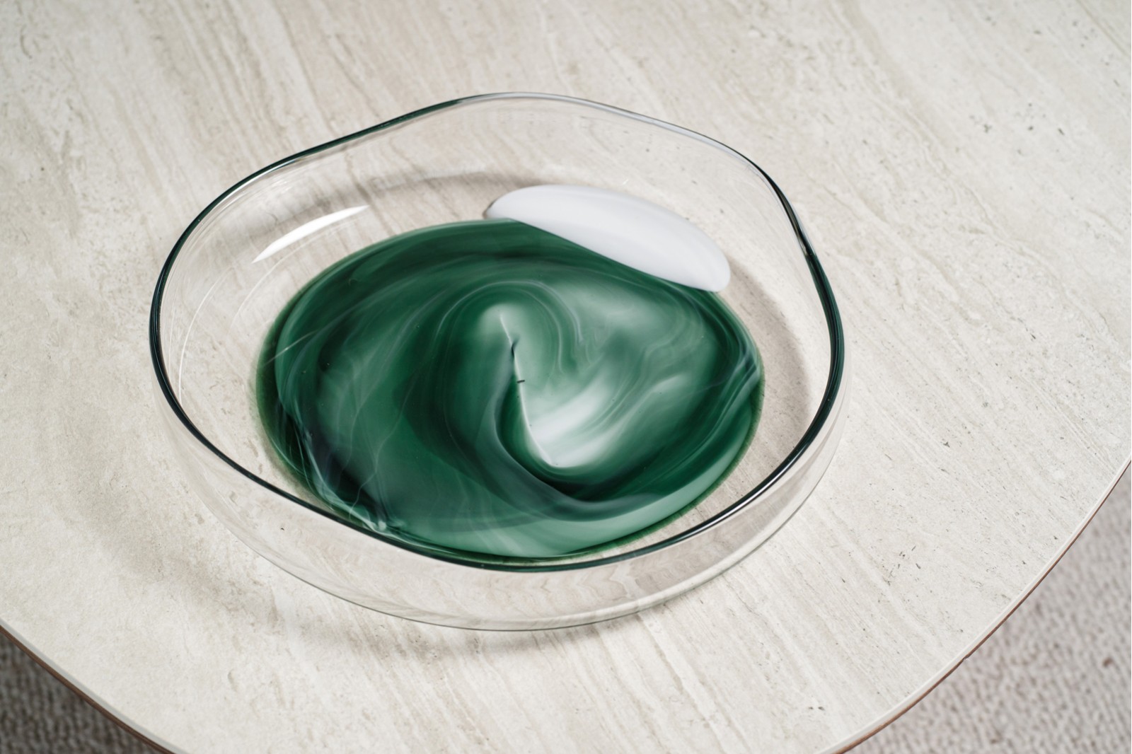 LAGOA COLLECTION: COLORED GLASS TABLE CENTREPIECES