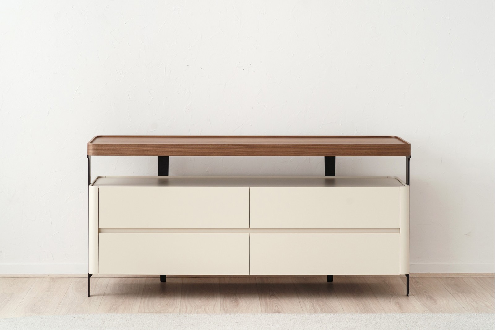 CÓMODA SARELA LACADO BEIGE MATE NOGAL