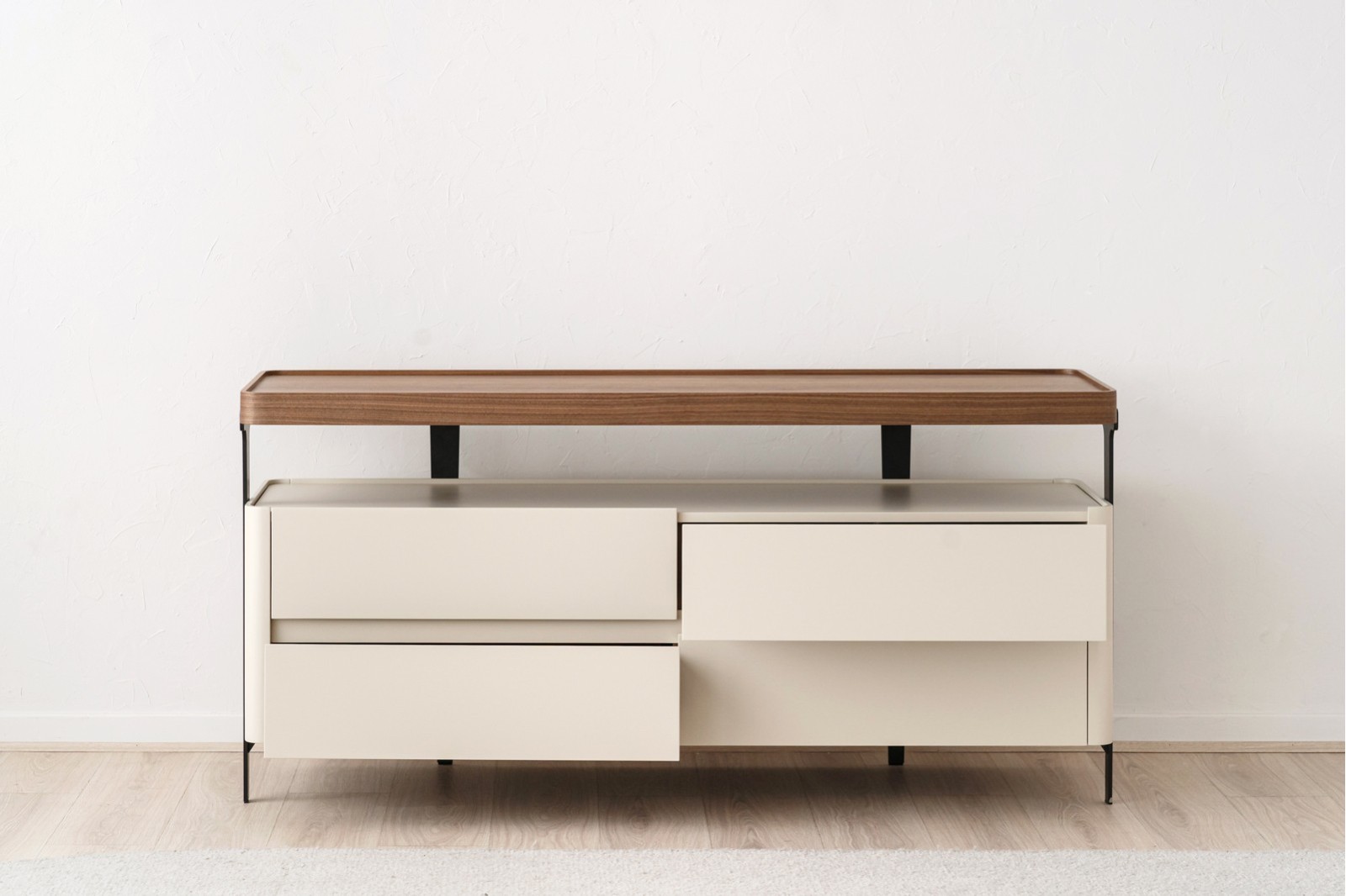 CÓMODA SARELA LACADO BEIGE MATE NOGAL