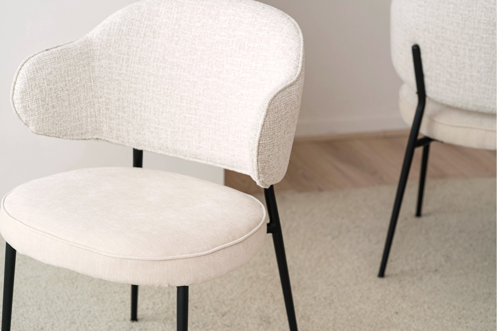 SET 2 SILLAS CLOE METAL. BEIGE Y CREMA