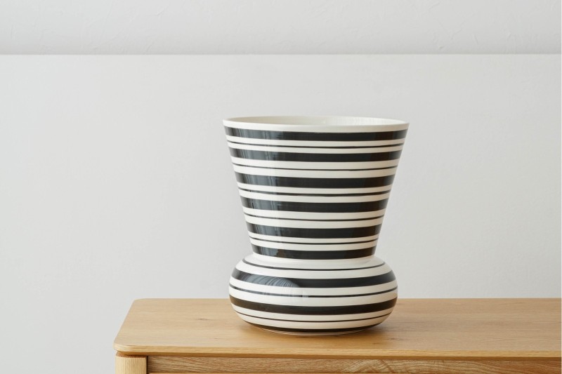 PIEZA DECORATIVA DE CERAMICA LINEA