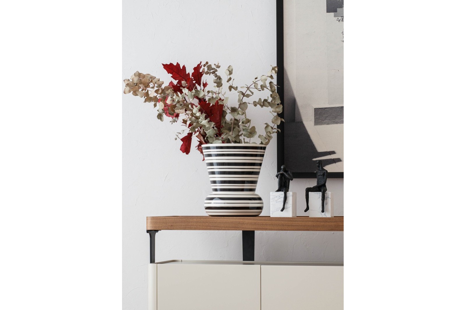 PIEZA DECORATIVA DE CERAMICA LINEA