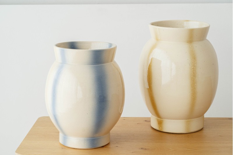 COLLECTION LUMINA : VASES EN CÉRAMIQUE DE COULEUR BEIGE | VP interiorismo