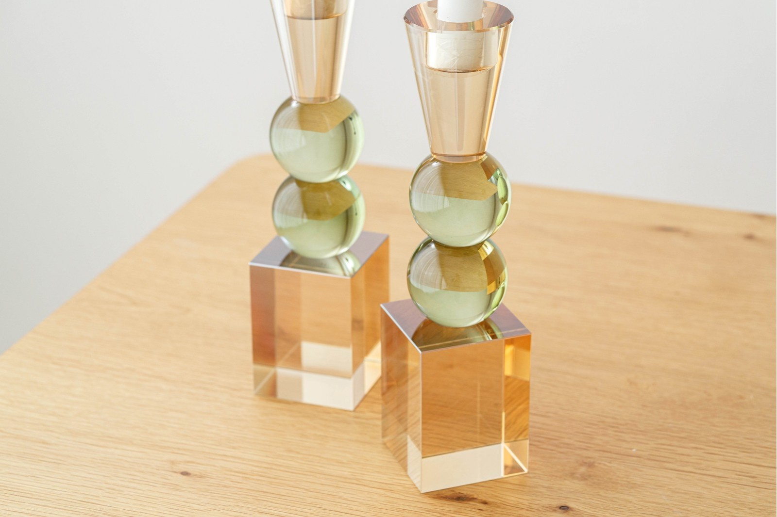 CANDELABRO BIA. CHAMPAGNE Y VERDE