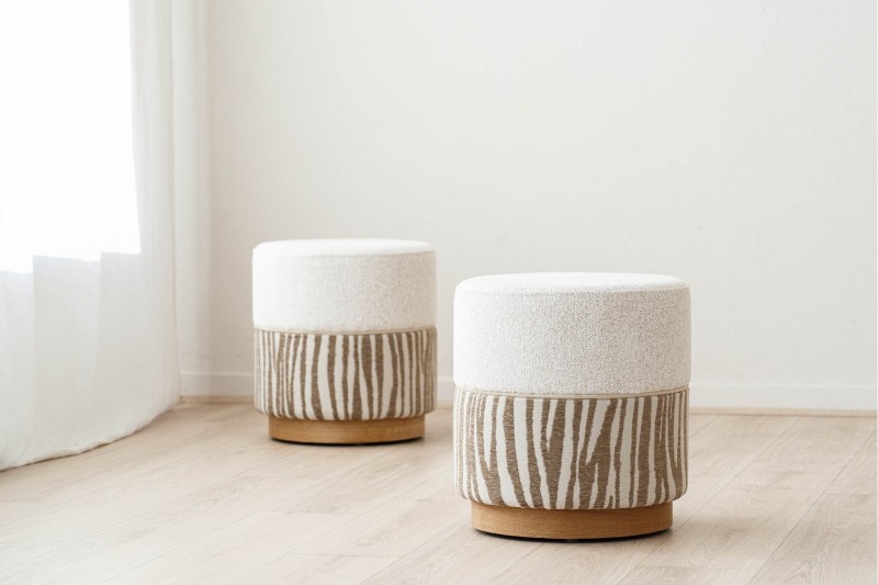 SET 2 PUFS ADA. TONOS MARFIL Y BEIGE