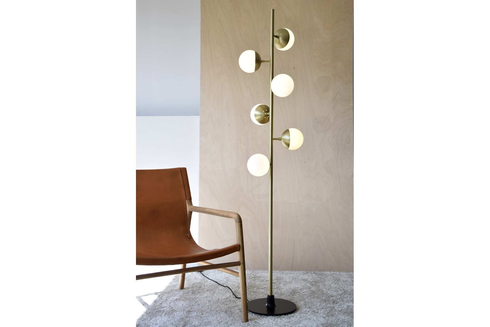 FLOOR LAMP LUSCOFUSCO. METAL-GLASS