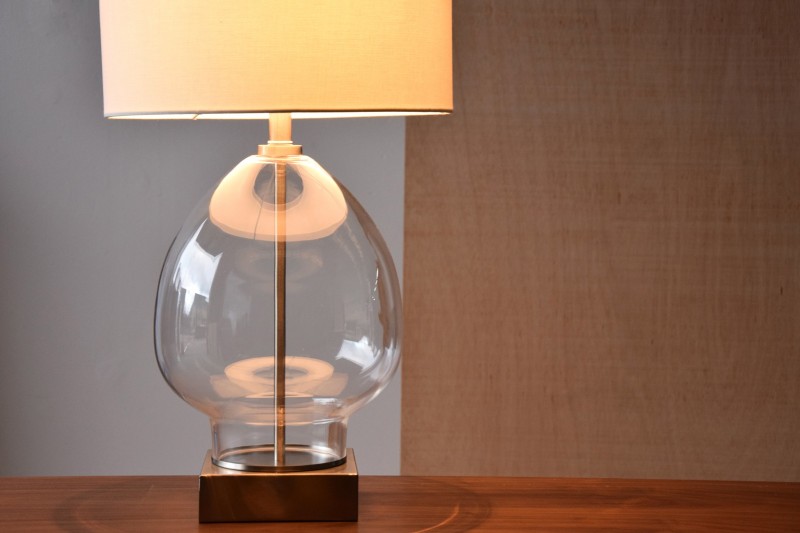 CLEAR GLASS TABLE LAMP ANA WITH SHADE