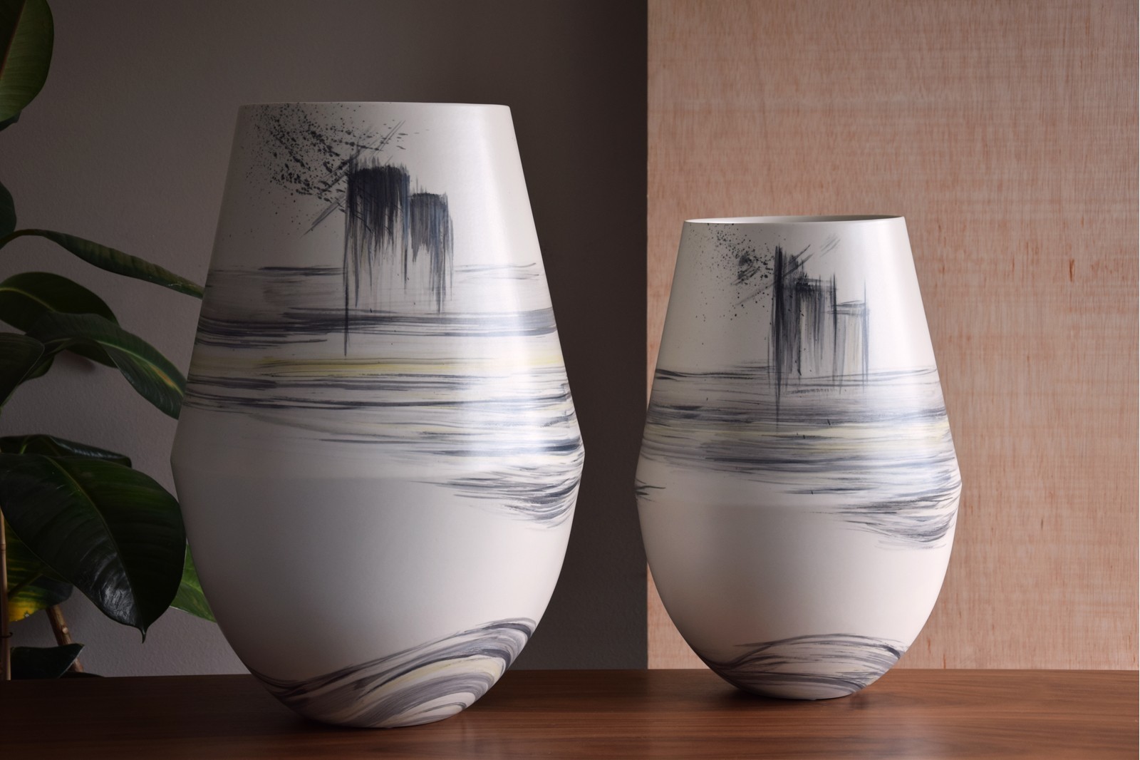 TOKYO COLLECTION: HAND-PAINTED CERAMIC VASES