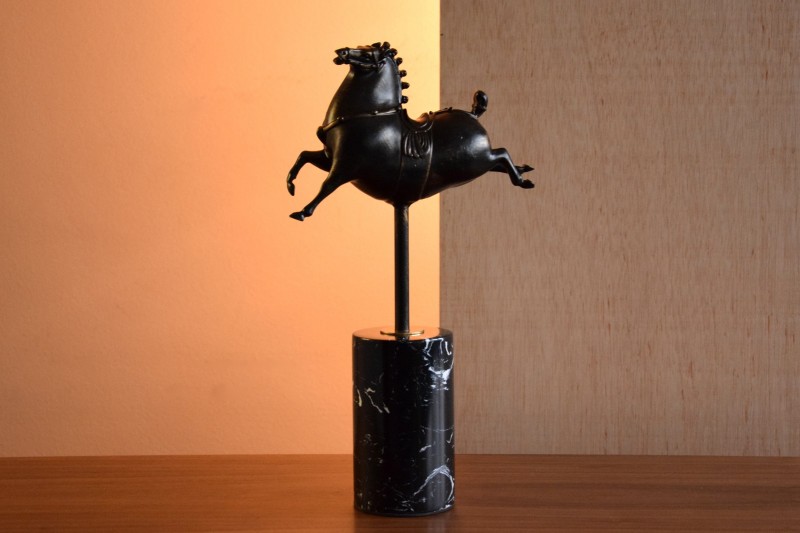 METAL HORSE SCULPTURE ON MARBLE BASE.LARGE