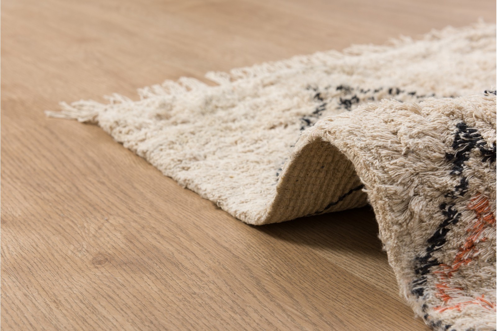 TAPIS EN COTON AFRA. PETIT
