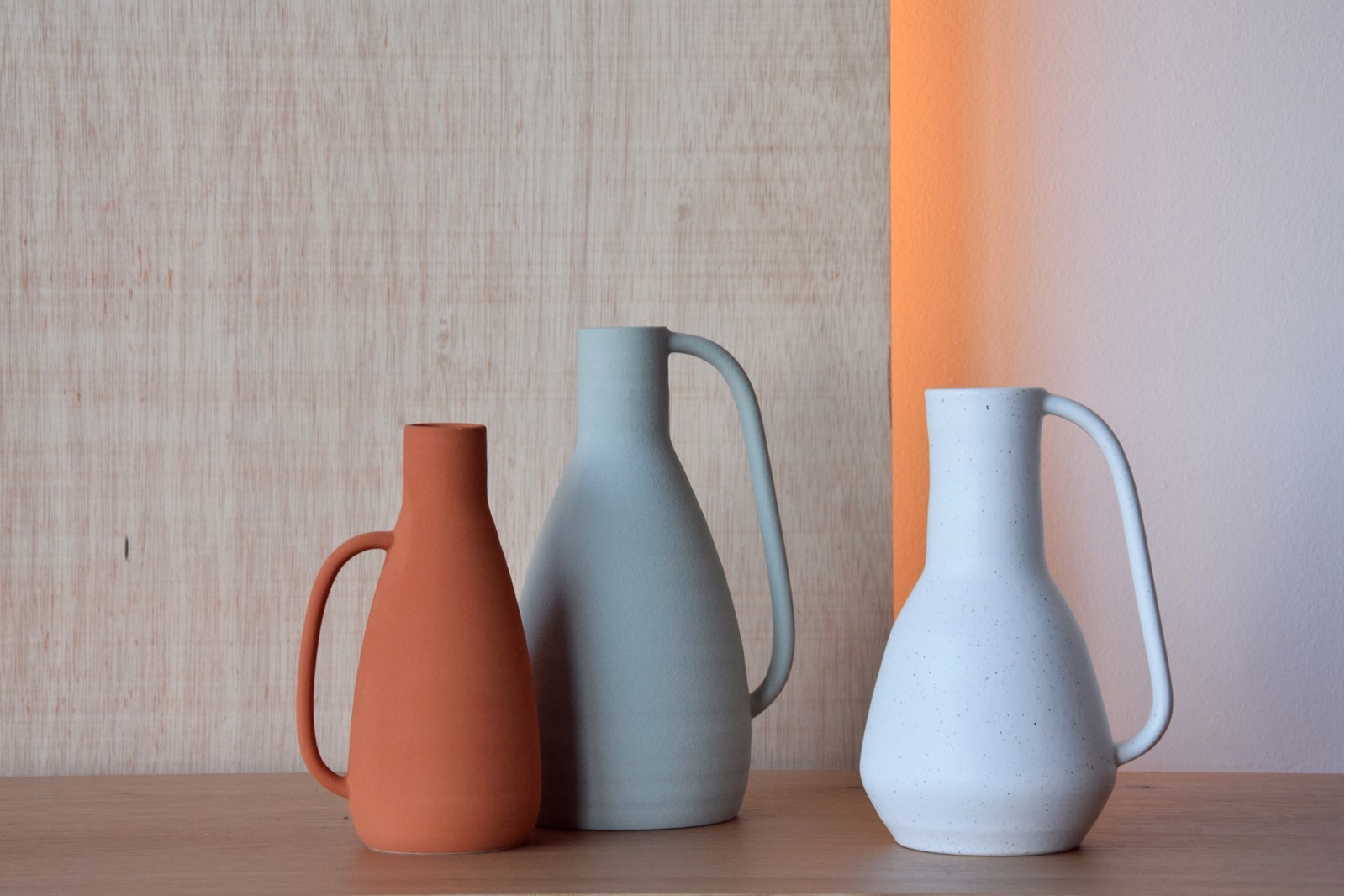 CERAMIC VASE SACO WARM WHITE WITH SPECKLES