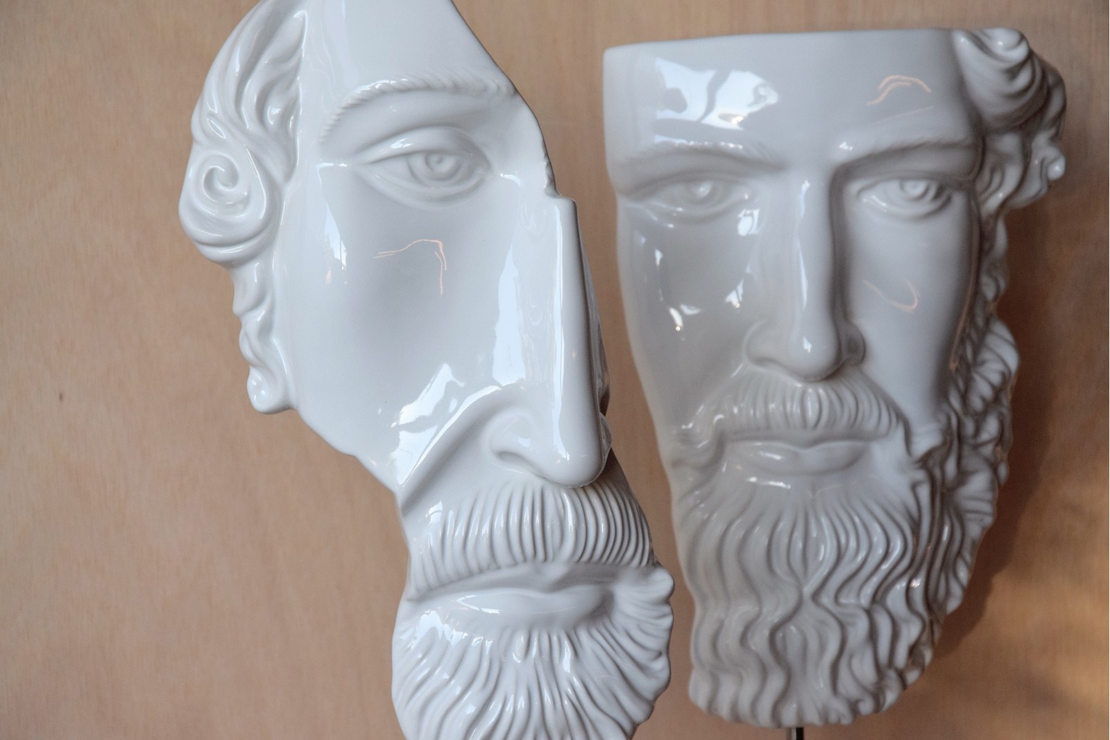 CLASSIC SCULPTURE COLLECTION. GLOSS WHITE CERAMIC FACES