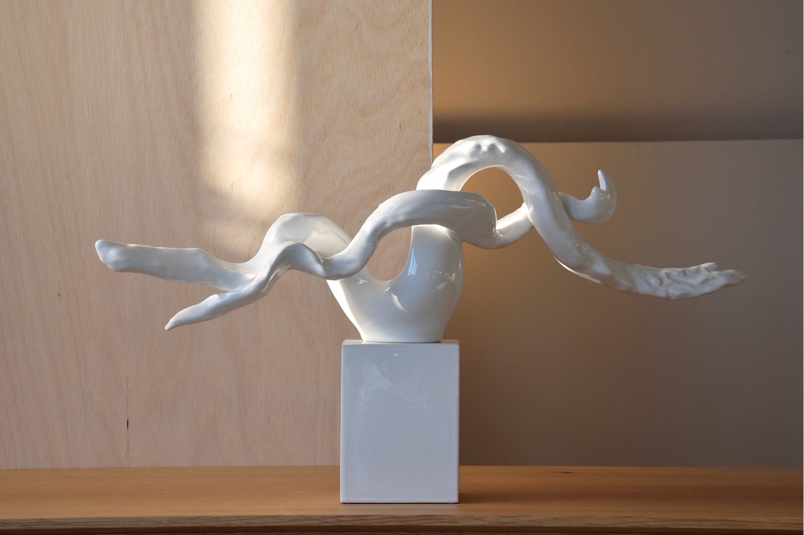 ABSTRACT CERAMIC SCULPTURE